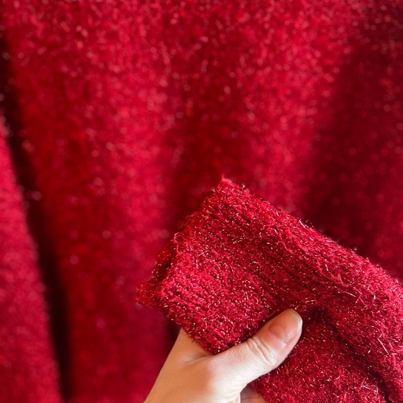 H&M - Festive Sweater - Picture 6 of 7